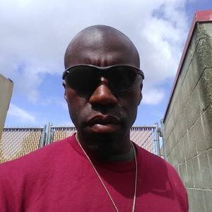 Meet your Posher, Emmanuel